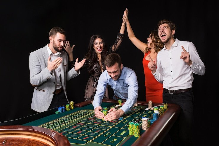 maxxwin Money Train: símbolos bonus que cargan en cada giro